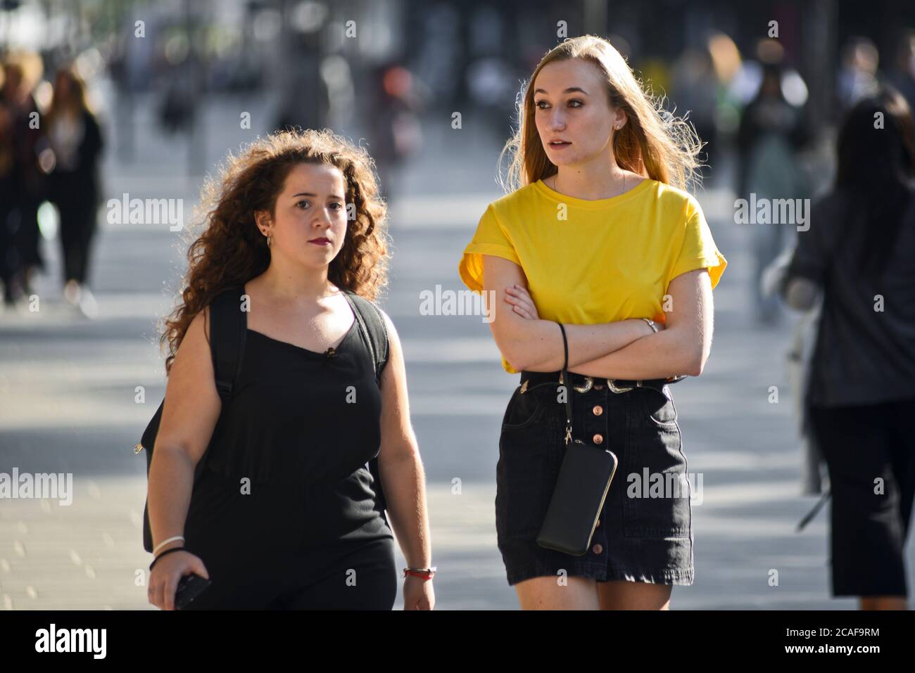 Italian young girls in Piazza Umberto I, Via Sparano da Bari. Bari, Italy Stock Photo