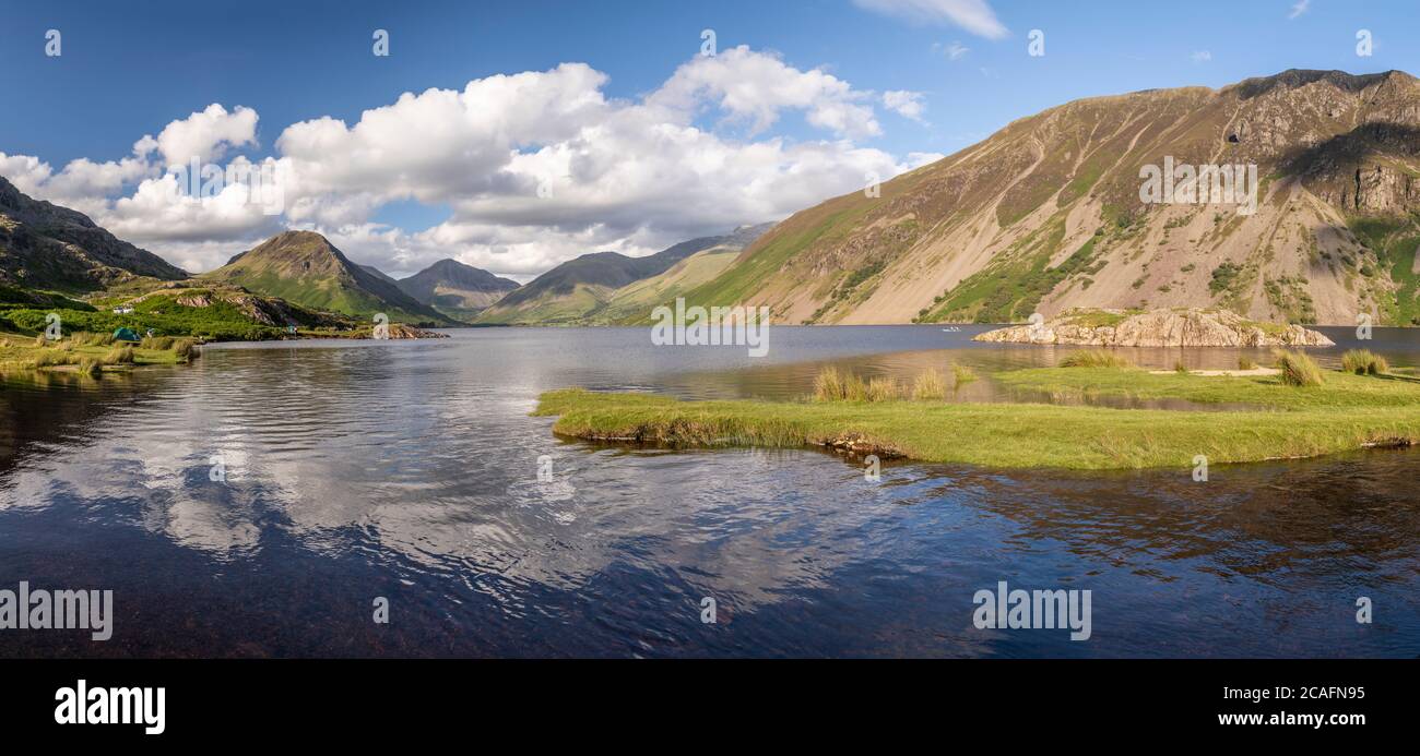 Panoramic view of Wastwater and mountains, Lake District, Cumbria, England Stock Photo