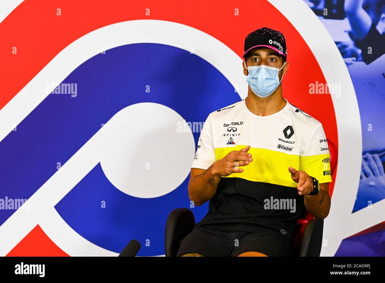 Daniel ricciardo press conference hi-res stock photography and images ...
