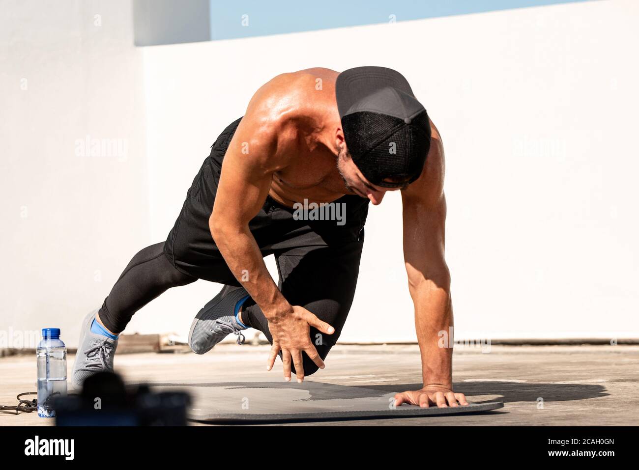 Push up knee touch sale
