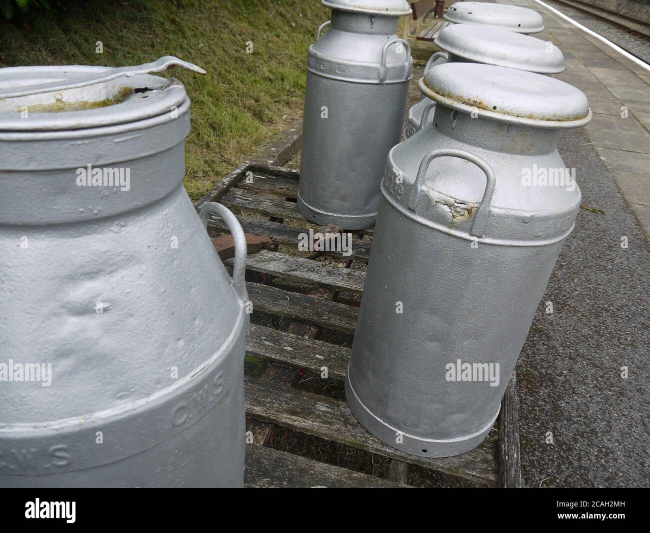 Milk container cooler hi-res stock photography and images - Page 2 - Alamy