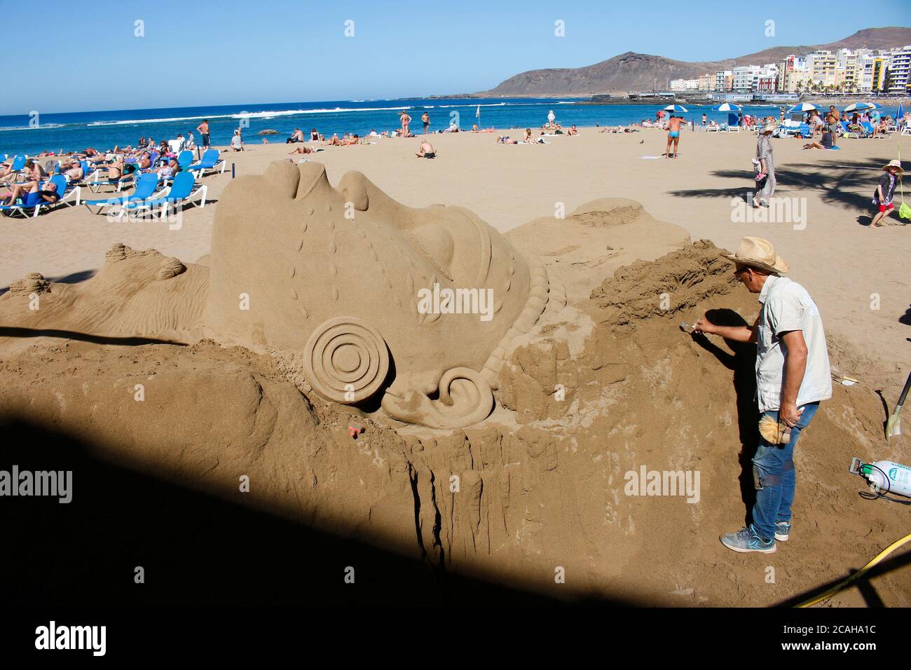 Impressionen: Sandskulptur, Stadtstrand Playa de las Canteras, Las Palmas, Gran  Canaria, Kanarische Inseln, Spanien/ impressions: city beach, Playa de  Stock Photo - Alamy