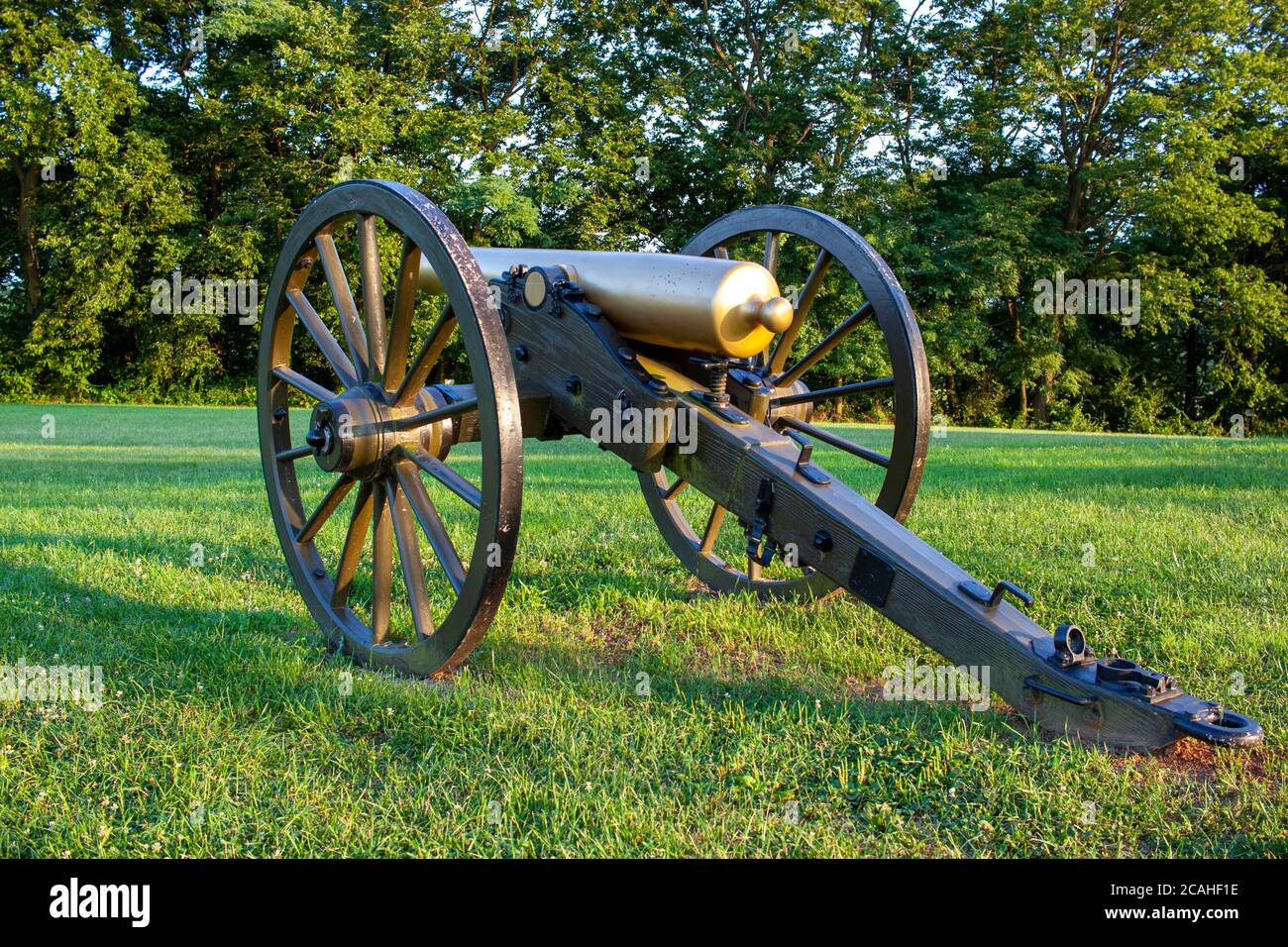 Maryland, USA 08/05/2020: Close up image  of a civil war era bronze Howitzer M1841 12 pounder field cannon located at the Monocacy Battlefield where u Stock Photo