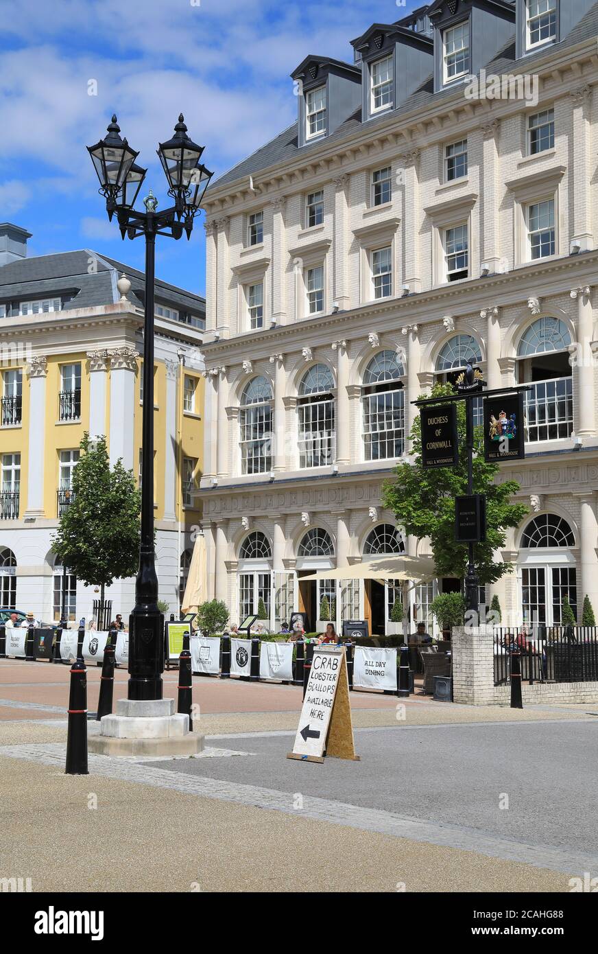 Poundbury, the new town on the outskirts of Dorchester, built on the principles of architecture and urban planning as advocated by HRH Prince of Wales Stock Photo