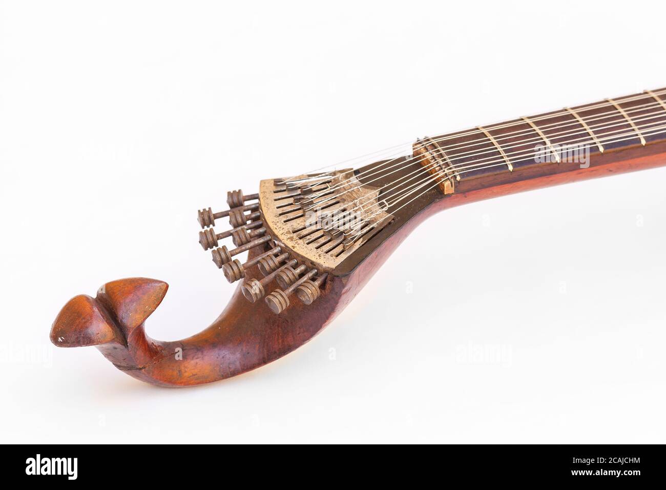 Portuguese guitar, with tradicional fan (or peachow, watchkey) tuners