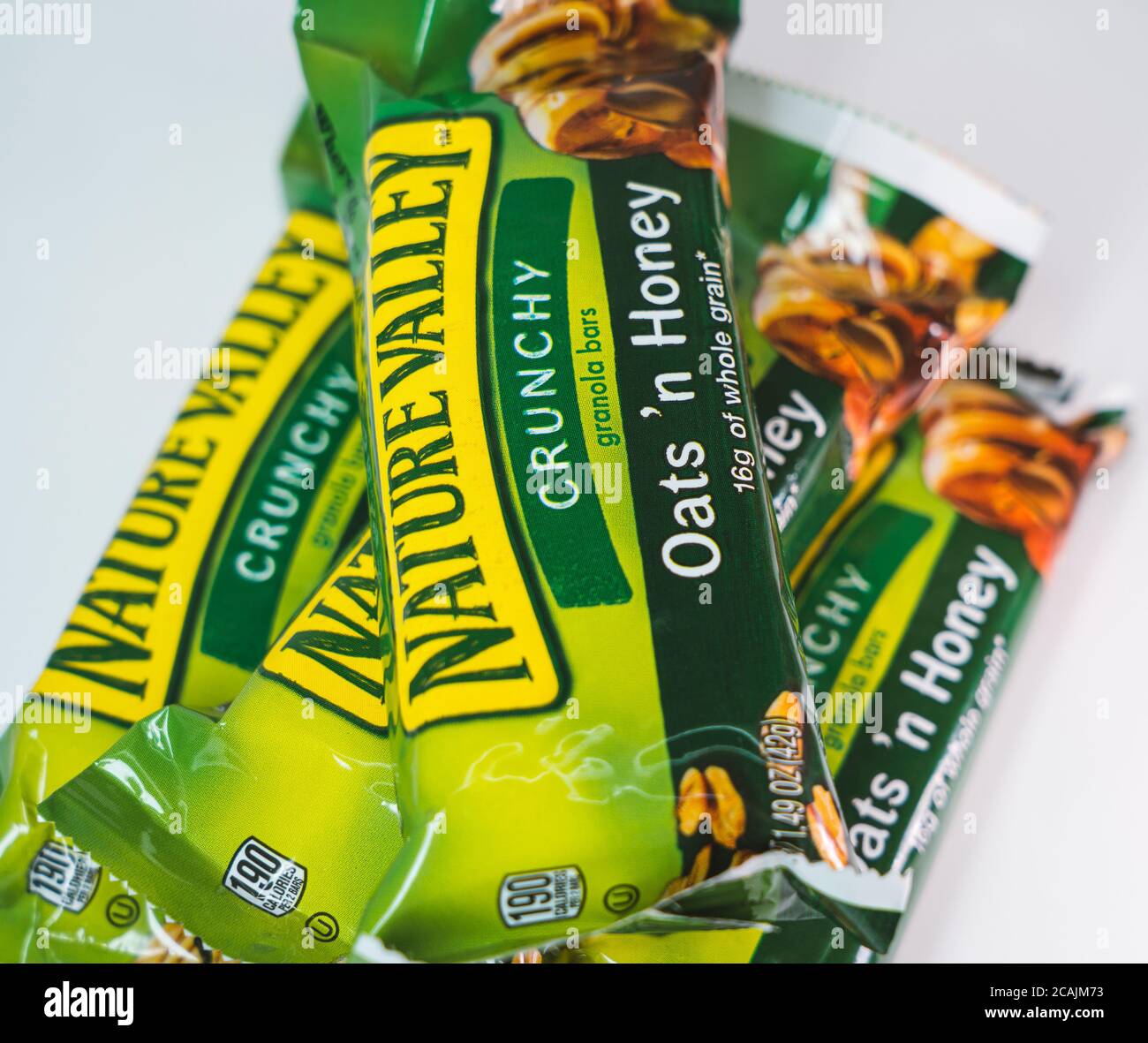 Nature Valley Granola Bars High Resolution Stock Photography And Images Alamy