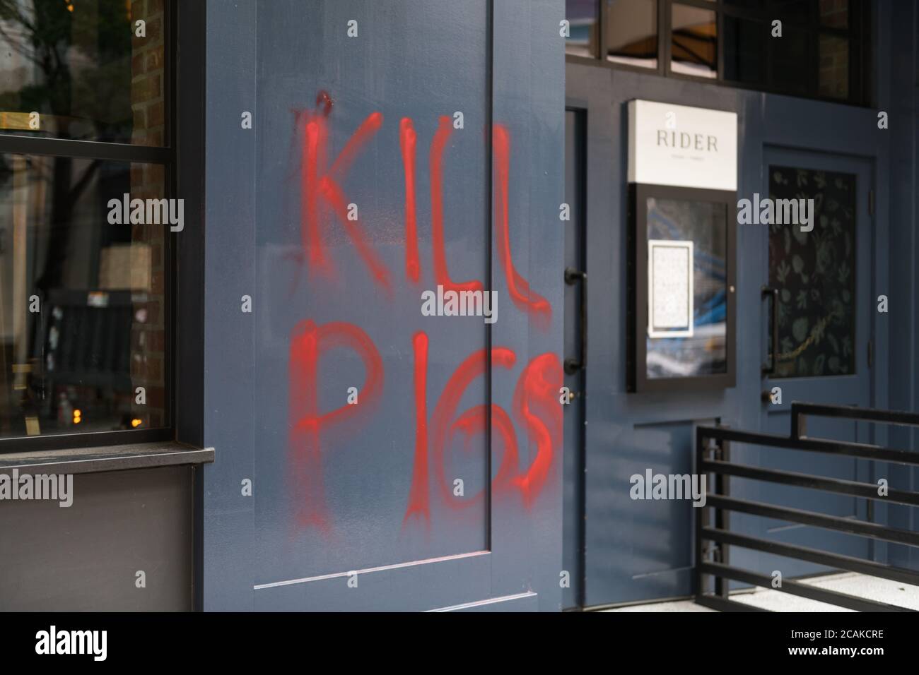 Crime business riot damage hi-res stock photography and images - Alamy