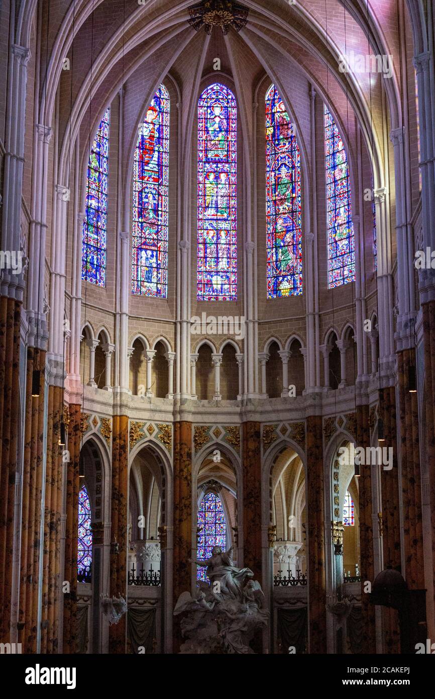 Stained glass window in Cathedral of Our Lady of Chartres, Chartres ...