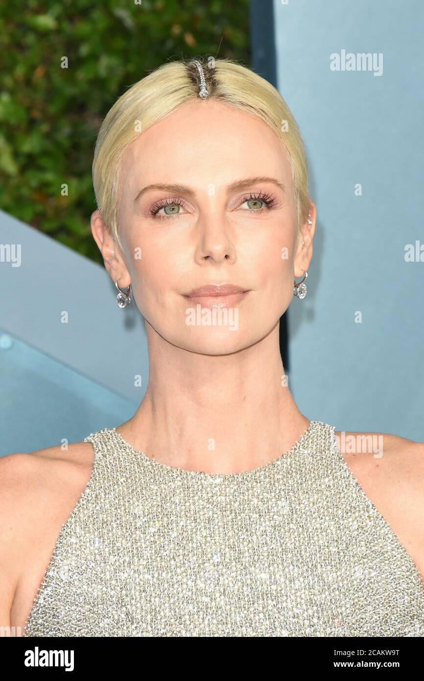 LOS ANGELES - JAN 19: Charlize Theron at the 26th Screen Actors Guild ...