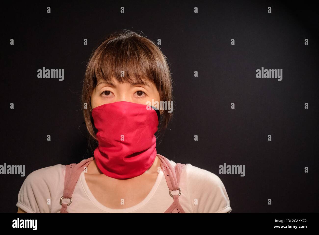 Oriental girl wearing mask hi-res stock photography and images - Alamy
