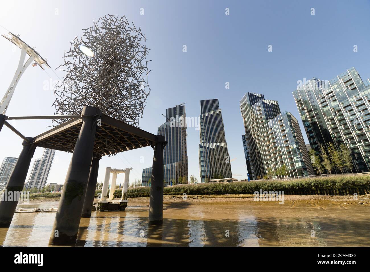 Upper riverside and cutter lane development, North Greenwich Stock Photo -  Alamy