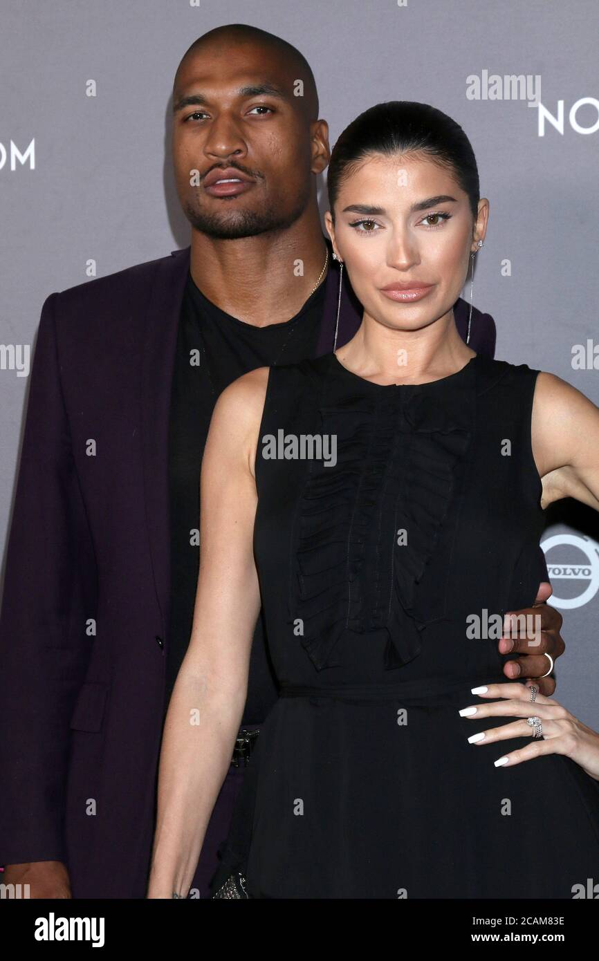 LOS ANGELES - NOV 9: Larry English, Nicole Williams at the 2019
