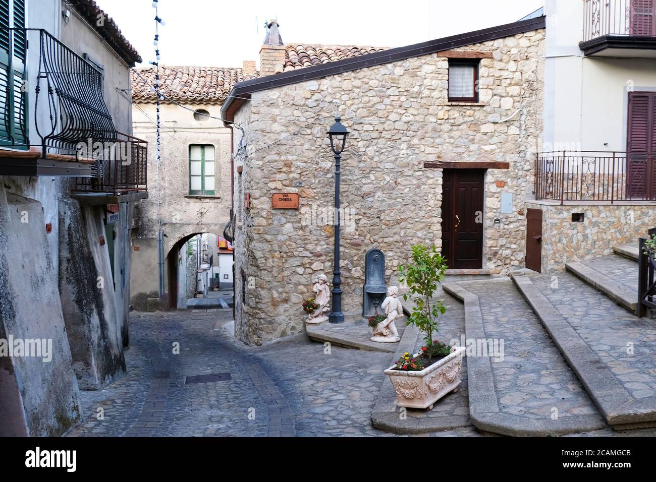 Caccuri hi-res stock photography and images - Alamy, image size:1300x956