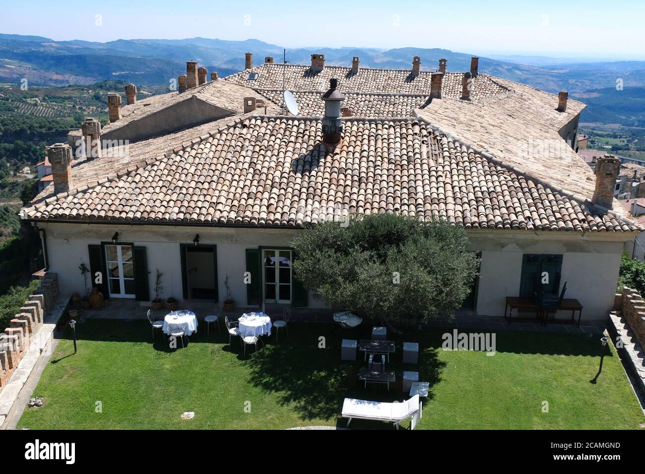 Caccuri calabria hi-res stock photography and images - Alamy, image size:1300x956