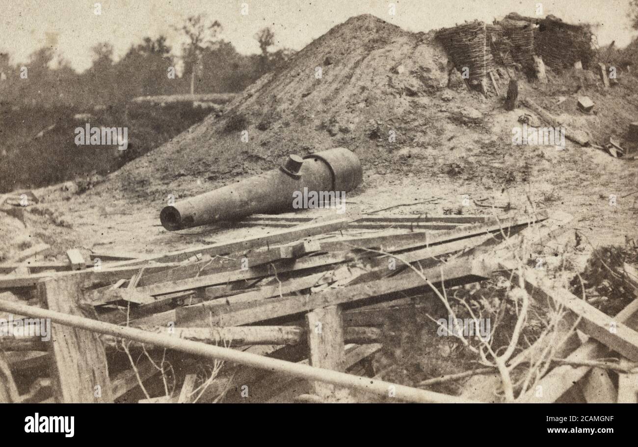 Dismounted cannon and ruins, Port Hudson, Louisiana during the American Civil War, circa 1864 Stock Photo