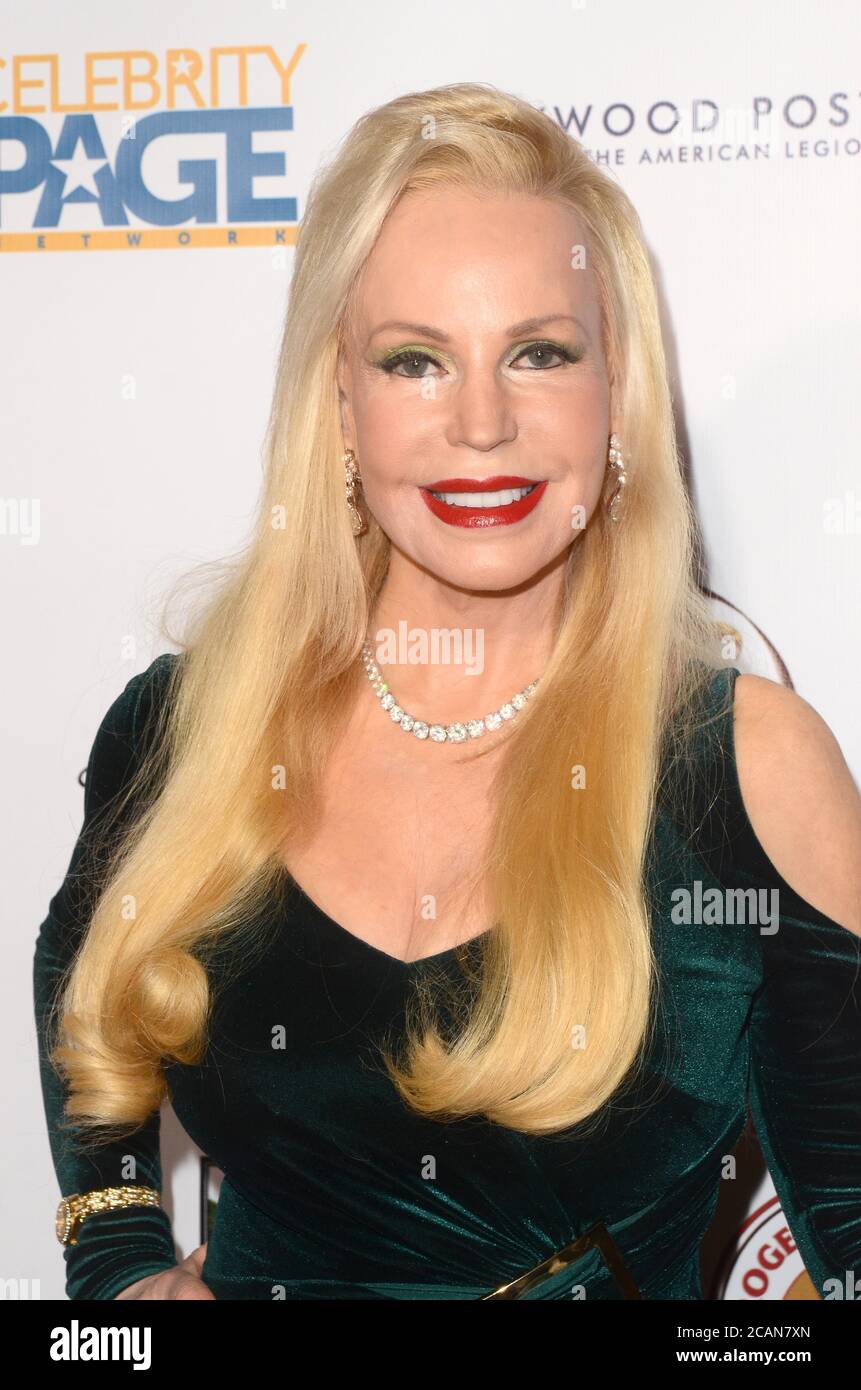 LOS ANGELES - FEB 4: Brenda Dickson at the 3rd Annual Roger Neal Style