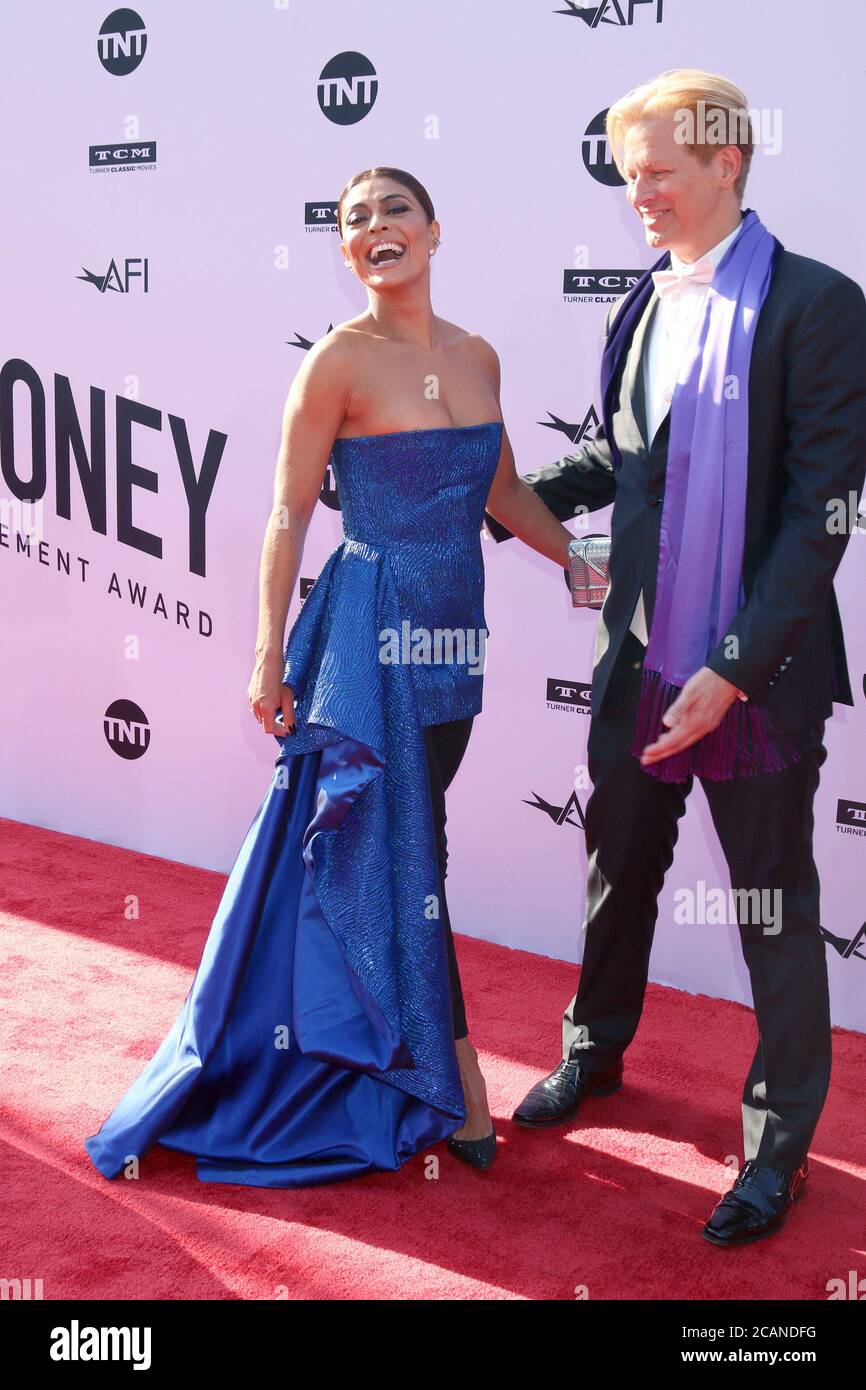 LOS ANGELES - JUN 7:  Juliana Paes at the American Film Institute Lifetime Achievement Award to George Clooney at the Dolby Theater on June 7, 2018 in Los Angeles, CA Stock Photo