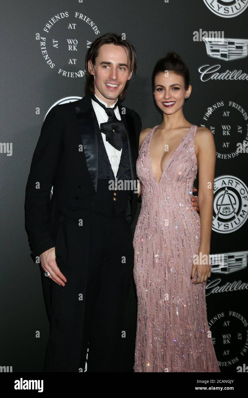 Victoria Justice Rene LOS ANGELES - JAN 6: Reeve Carney, Victoria Justice at the The Art of ...