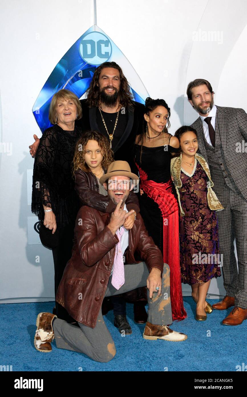LOS ANGELES DEC 12 Coni Momoa, Jason Momoa, Lisa Bonet, Nakoa Wolf