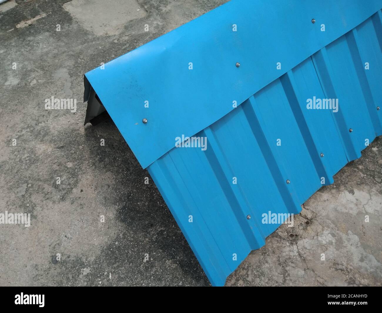 A picture of tin shade for roof Stock Photo Alamy