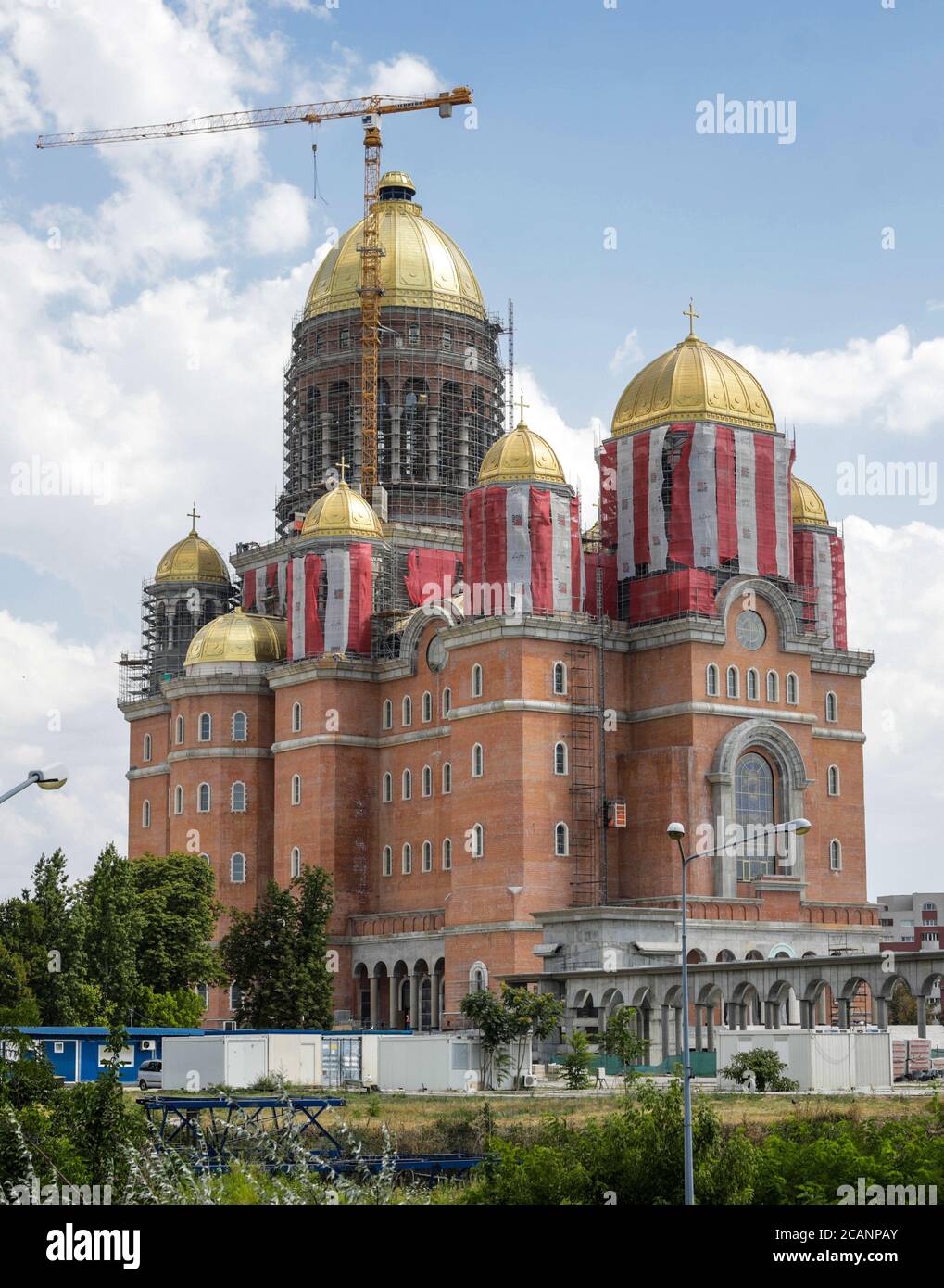 Catedrala Mantuirii Neamului High Resolution Stock Photography And Images Alamy