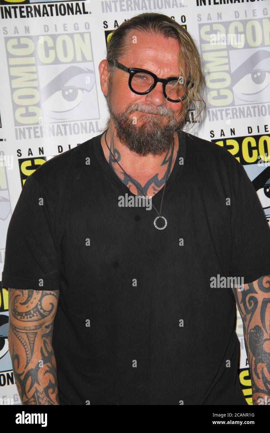 Kurt sutter hi-res stock photography and images - Alamy