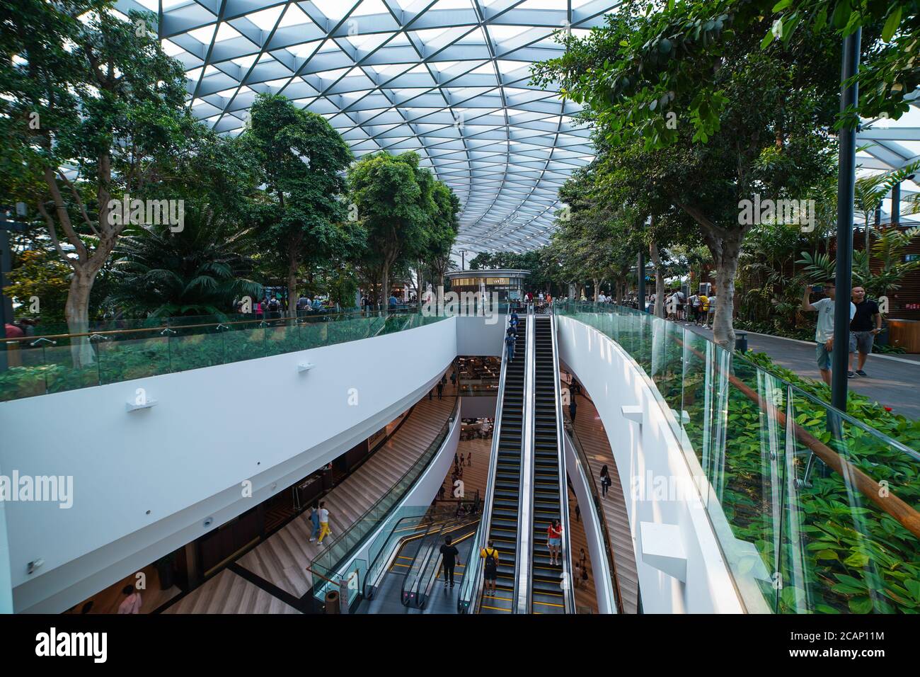 Changi airport terminal 3 hi-res stock photography and images - Alamy