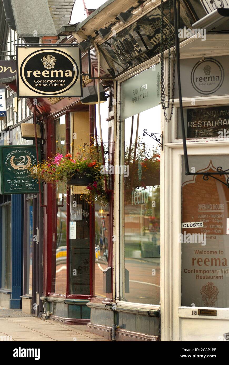 Shops and restaurants on Coniscliffe Road, Darlington Stock Photo Alamy
