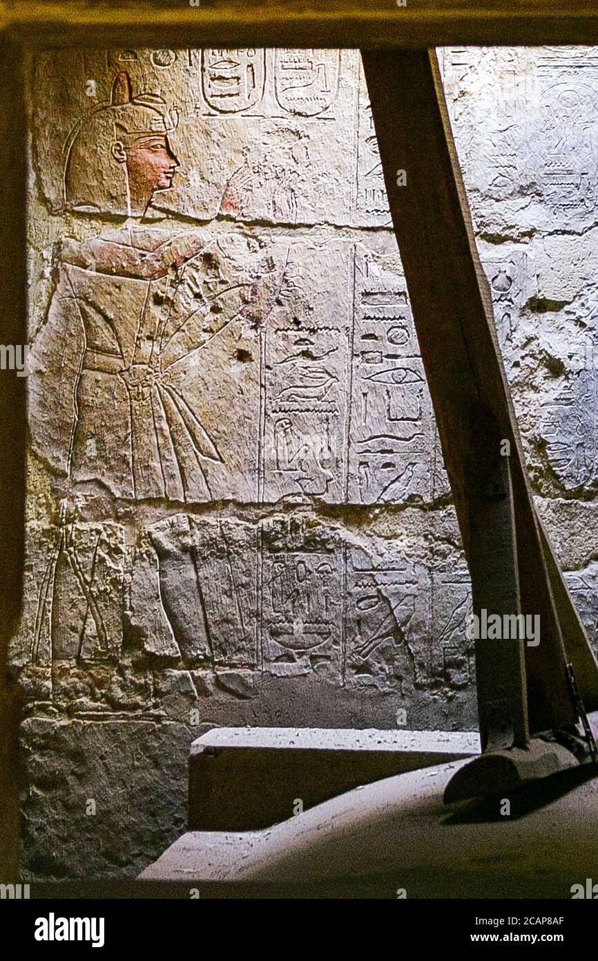 Egypt, Nile Delta, Royal Necropolis of Tanis, tomb of Osorkon II, room of Takelot, adoration of Osiris. Stock Photo
