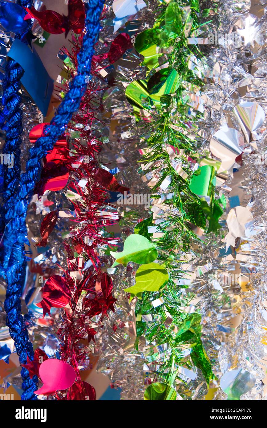 colorful-sukkah-decorations-sukkot-four-species-festival-shimmering