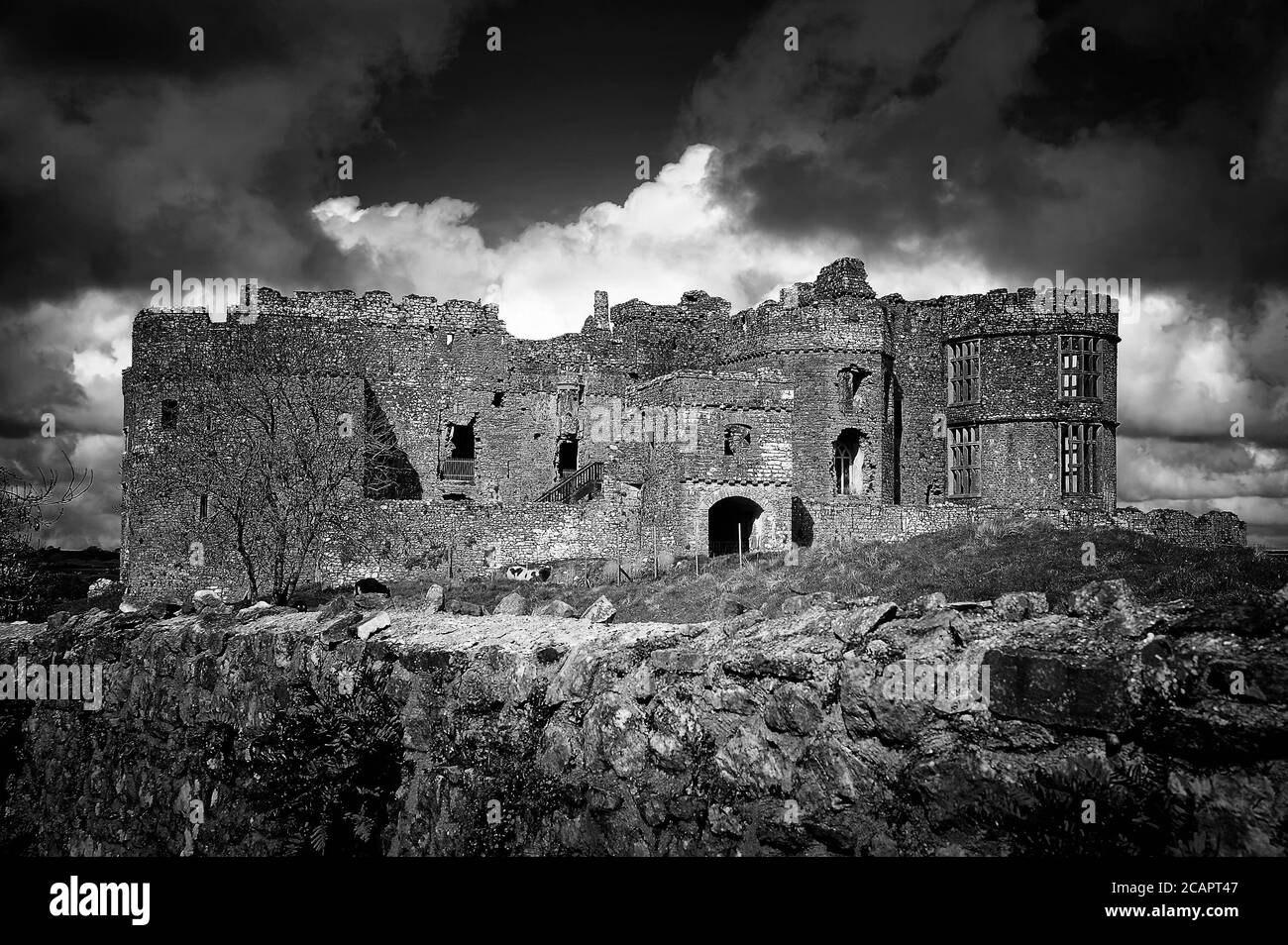 Norman architecture 12th century castle keep white tower england uk ...