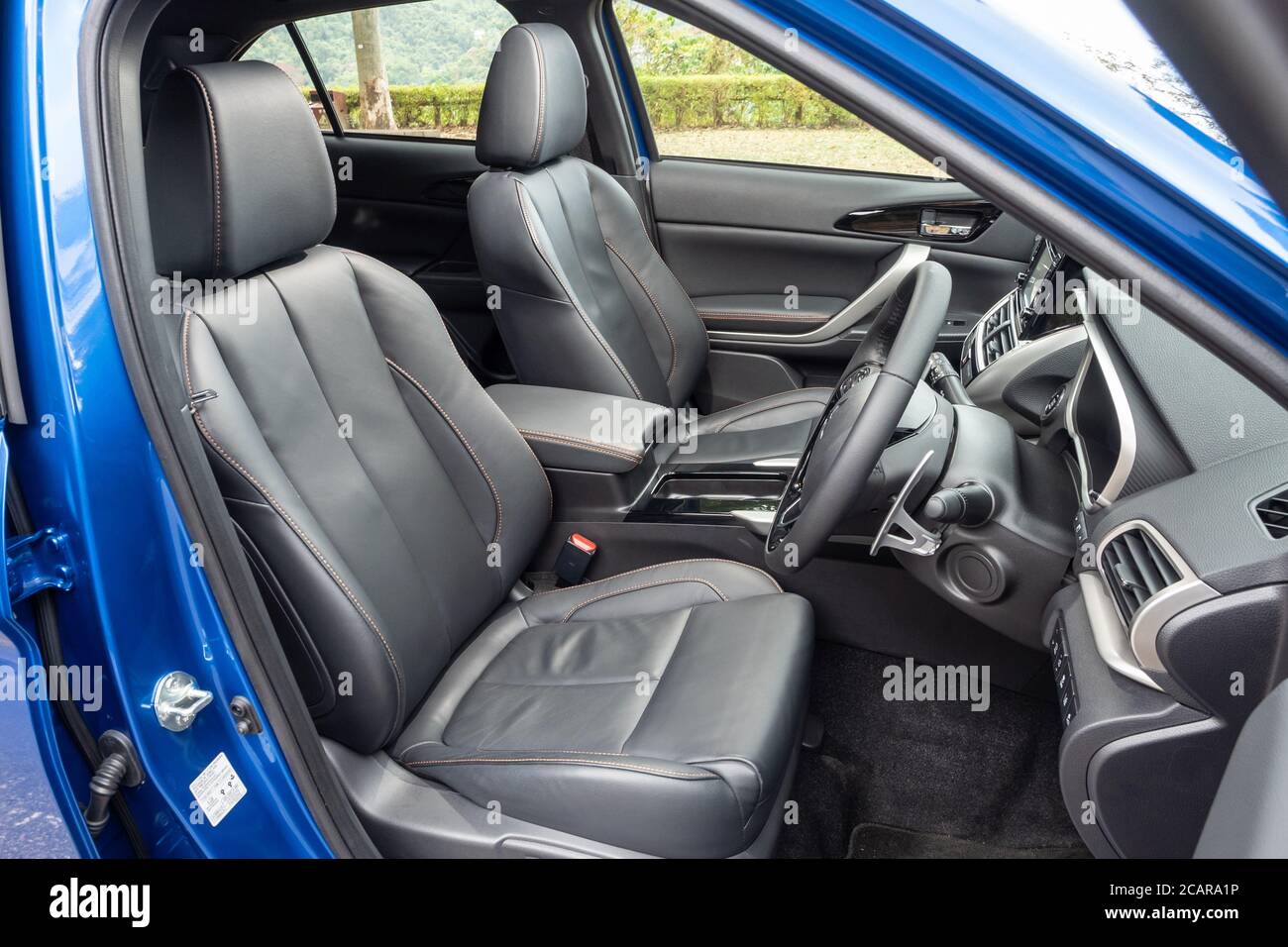 2020 mitsubishi eclipse cross outlet seat covers