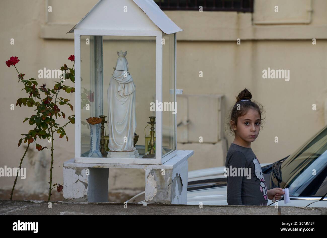 LEBANON, Beirut, palestinian refugee camp Dbayeh where christians are living / LIBANON, Beirut, palaestinensisches Fluechtlingslager Dbayeh, hier leben vorwiegend Christen, Marien Schrein Stock Photo