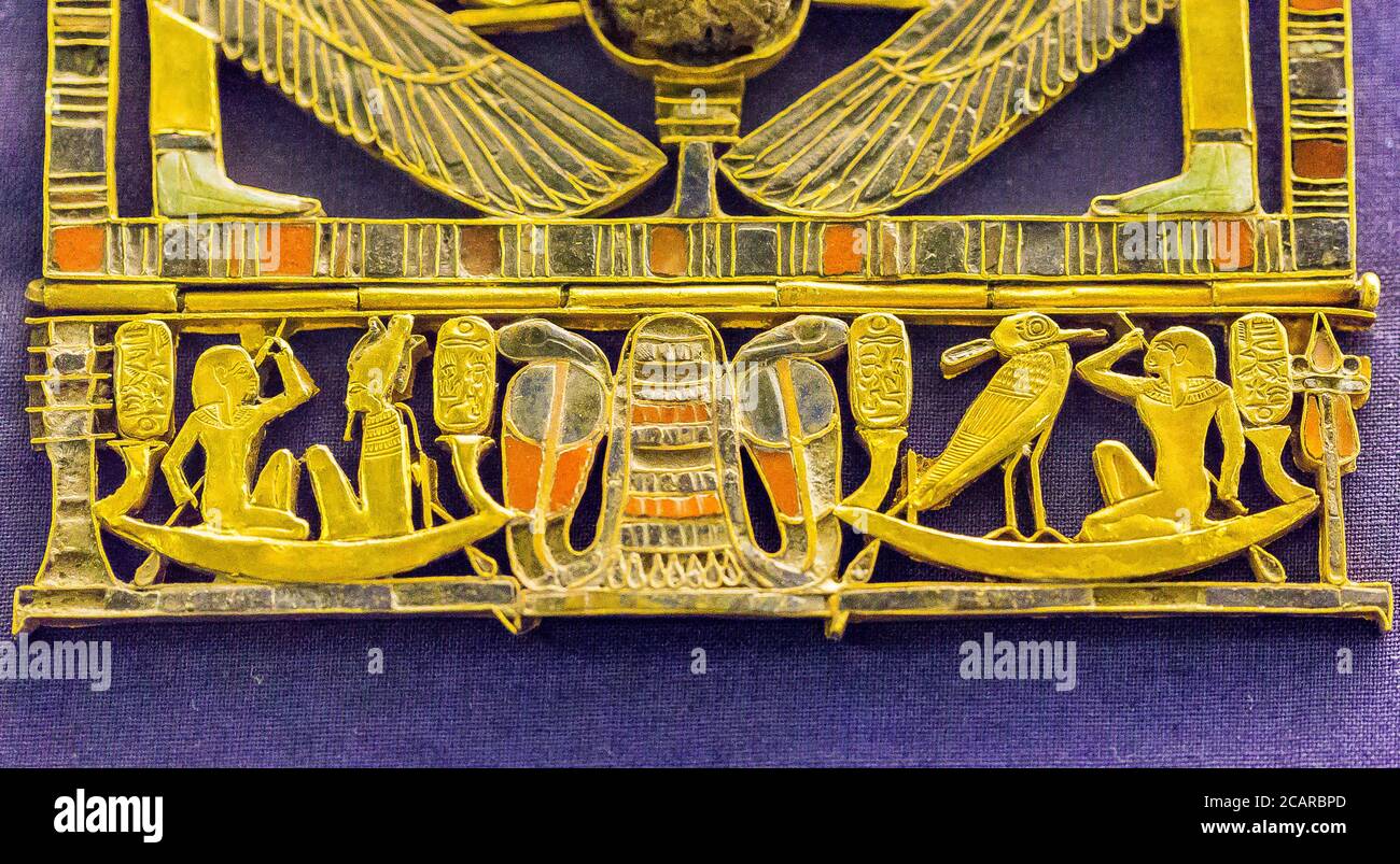 Cairo, Egyptian Museum, royal necropolis of Tanis, burial of Psusennes : Bottom of a pectoral, the king navigates on a barque. Stock Photo