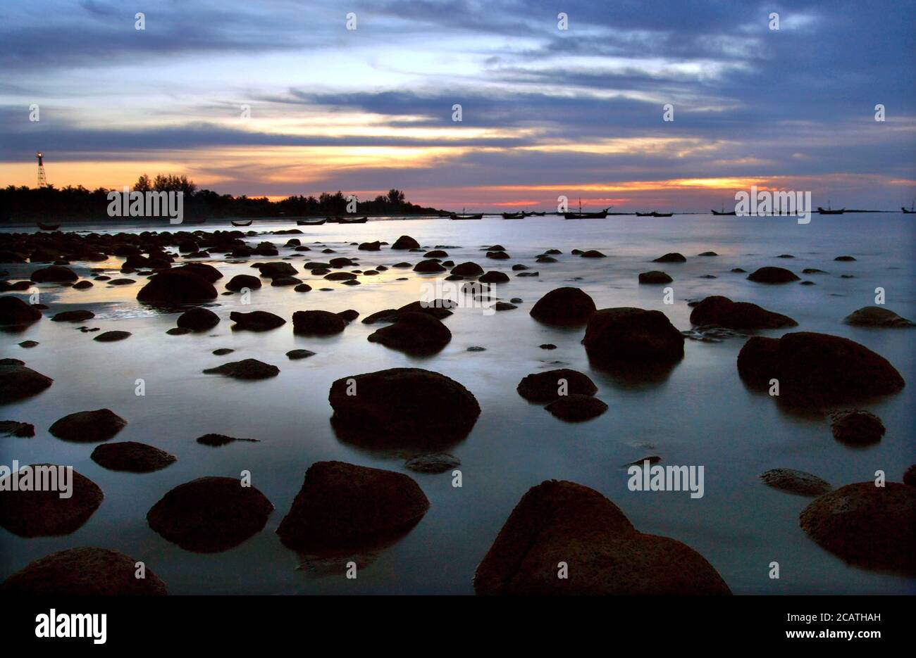 Sea beach at Saint Martin Island on the Bay of Bengal. Cox's Bazar, Bangladesh. Stock Photo