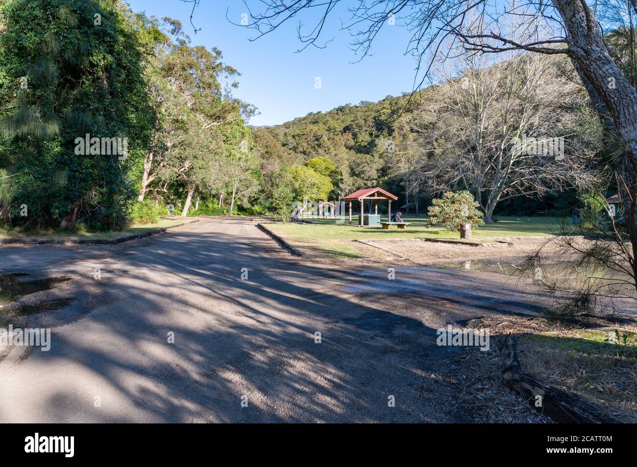Illawong Bay Picnic Area on a sunny winter afternoon Stock Photo Alamy