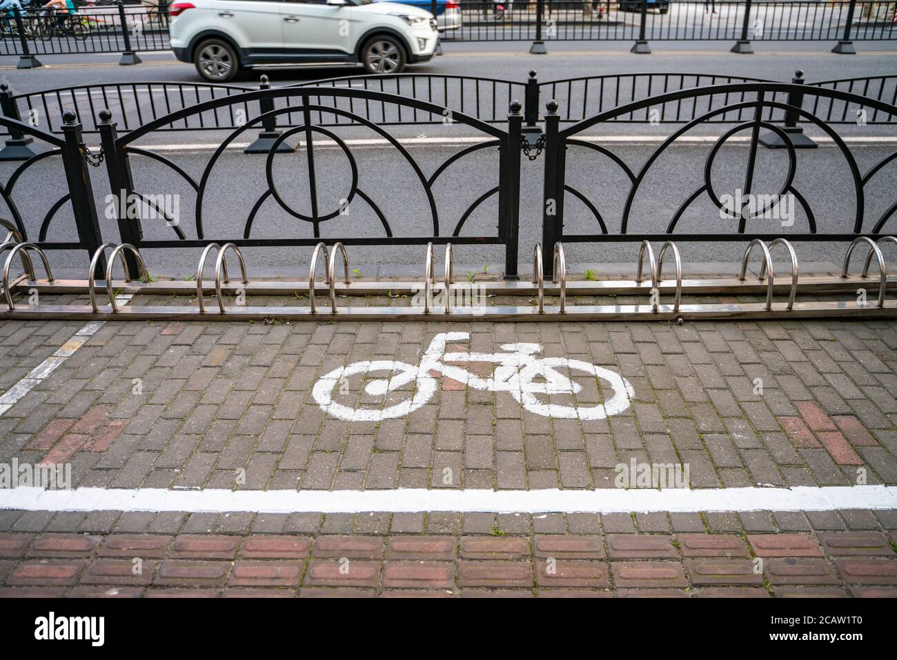 Shanghai tour bike hi-res stock photography and images - Alamy
