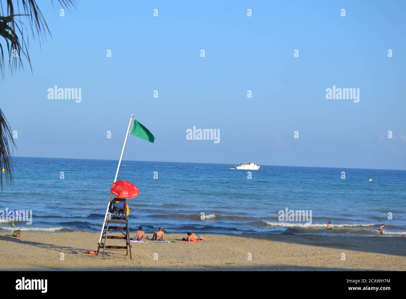 Oropesa del Mar beach on its sunny afternoon, in Castellón, Spain Stock Photo