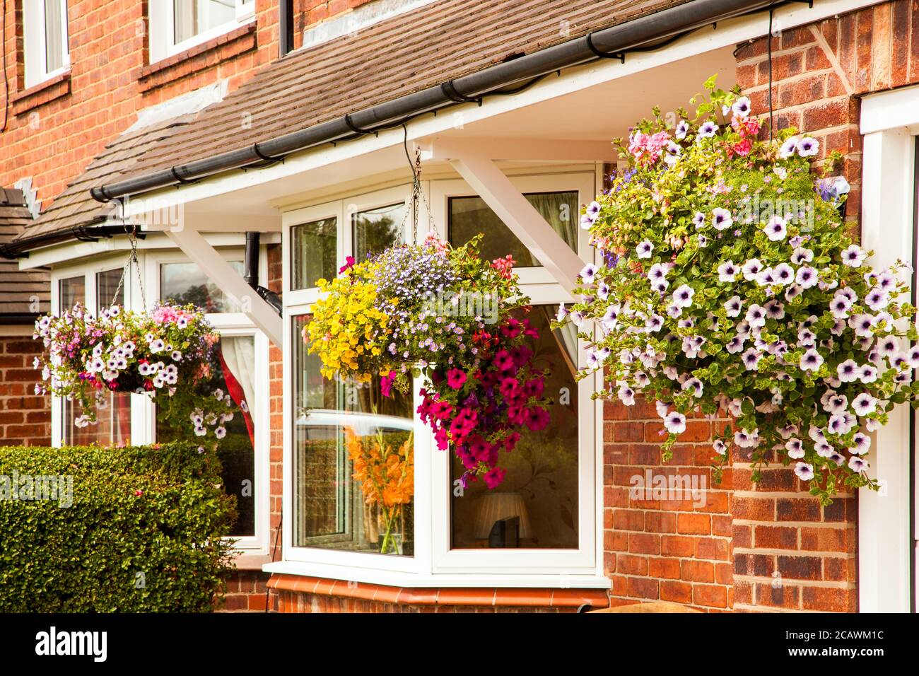 Hanging Baskets Garden High Resolution Stock Photography and Images Alamy