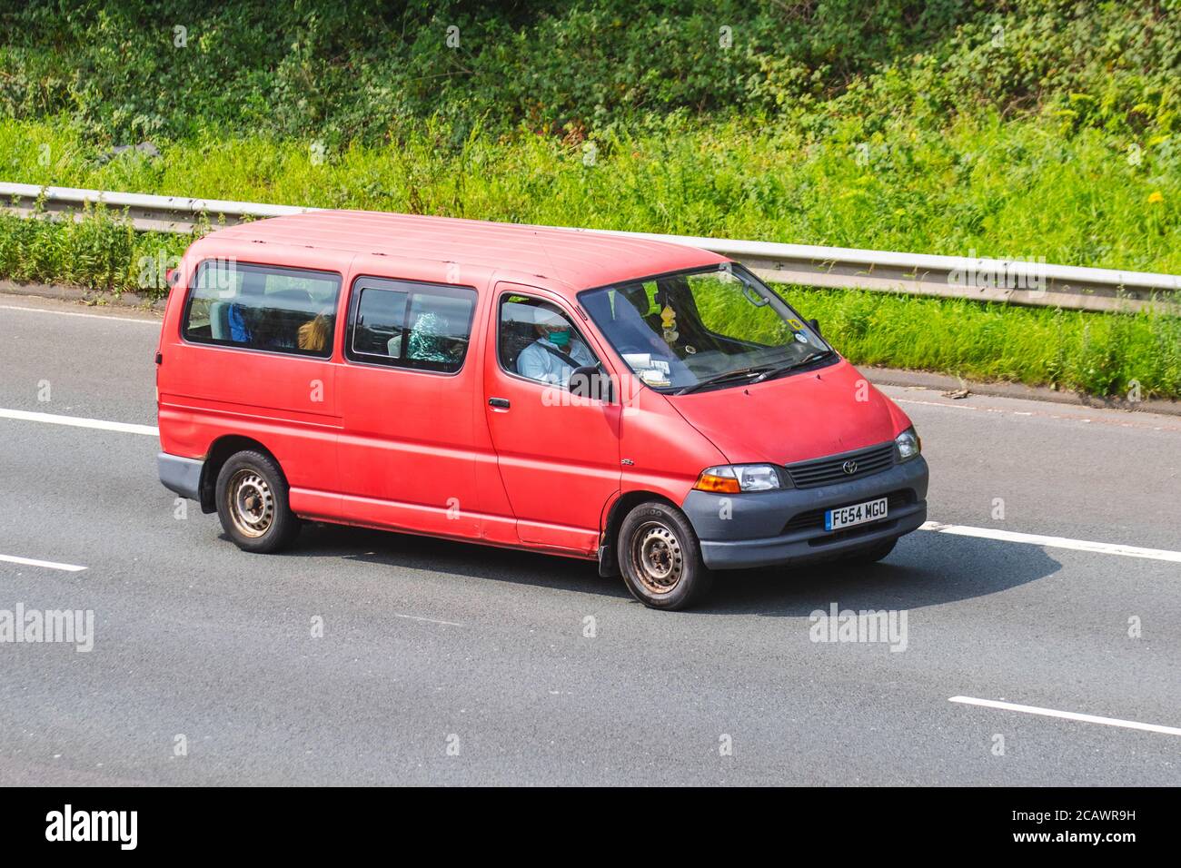 Toyota hiace 300gs lwb red hires stock photography and images Alamy — free download