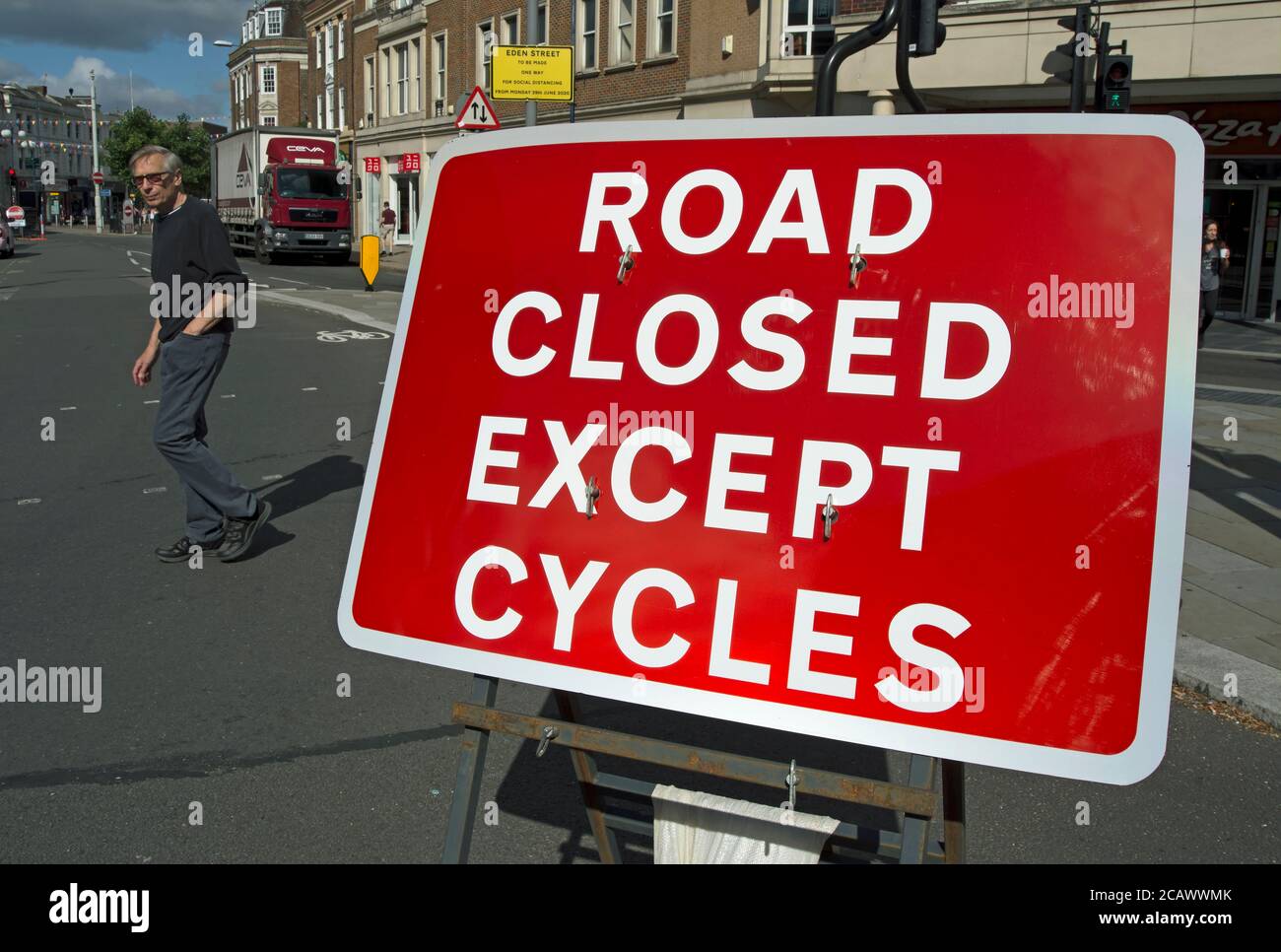 road sign in kingston upon thames, surrey, england, stating road closed except cycles Stock Photo