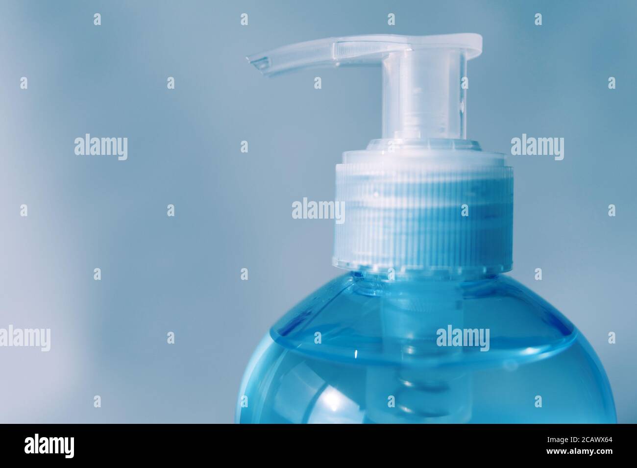Download Pump Bottle High Resolution Stock Photography And Images Alamy Yellowimages Mockups