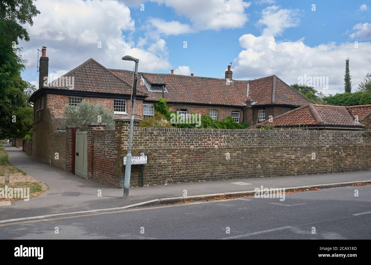 william wilberforce house in wimbledon Stock Photo Alamy