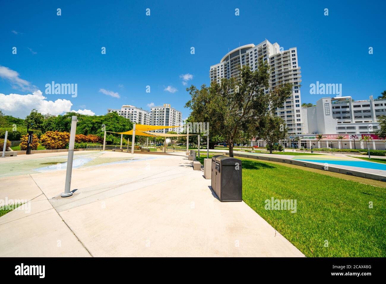 Arts Park at Young Circle Hollywood FL Stock Photo - Alamy