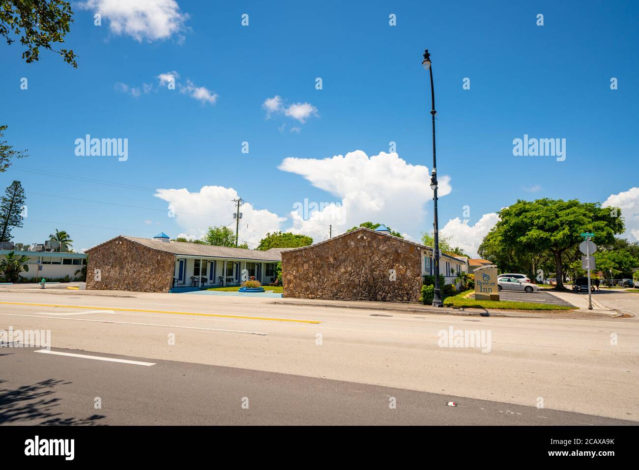 Breeze Inn High Resolution Stock Photography And Images Alamy