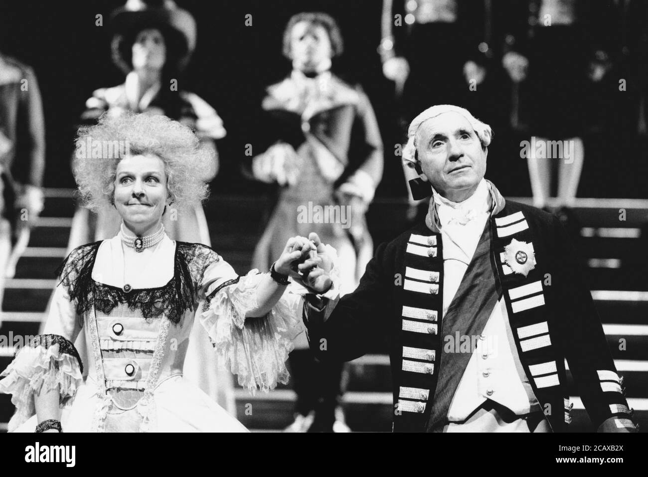 THE MADNESS OF GEORGE III by Alan Bennett design: Mark Thompson lighting: Paul Pyant director: Nicholas Hytner  Selina Cadell (Queen Charlotte), Nigel Hawthorne (King George III) with members of the Royal Court Lyttelton Theatre, National Theatre (NT), London SE1 17/07/1993 (c) Donald Cooper Stock Photo