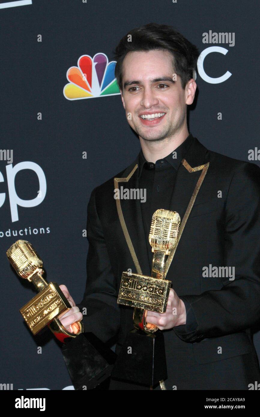 Brendon urie top custom vans
