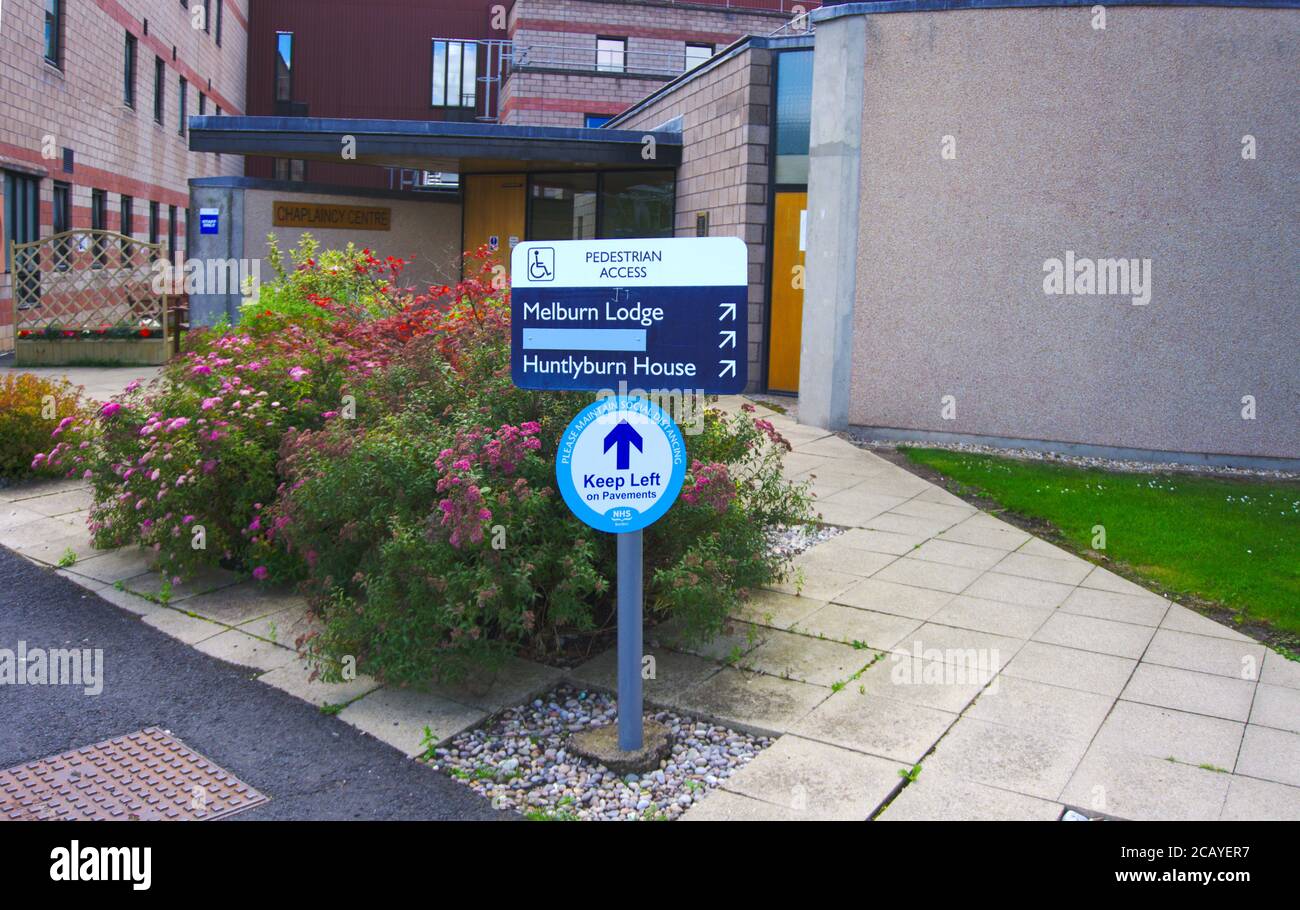 Pedestrian access to Melburn Lodge and Huntlyburn House, Borders General Hospital, near Melrose, Roxburghshire, Scottish Borders, UK. Stock Photo