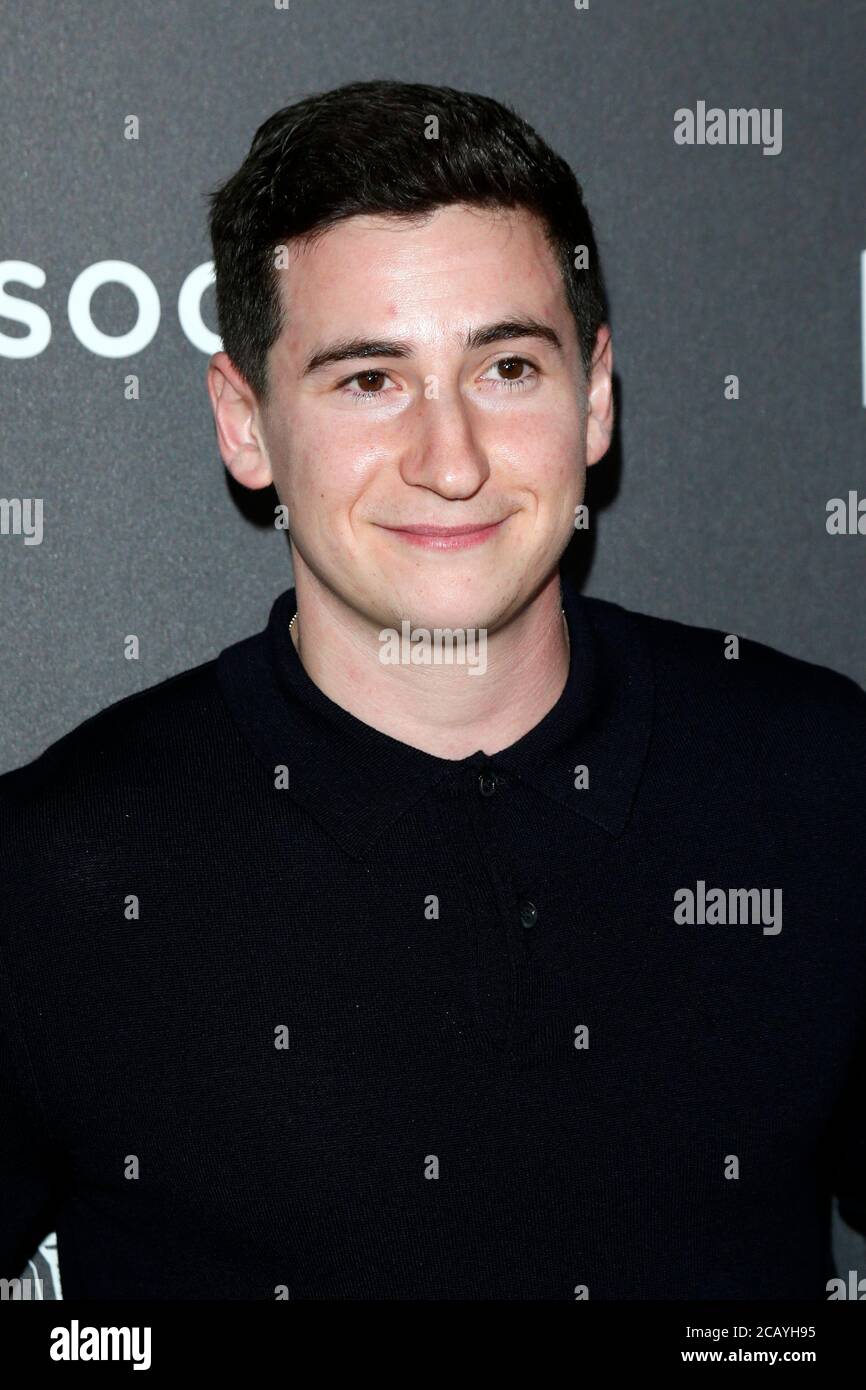 LOS ANGELES - JAN 26: Sam Lerner at the Entertainment Weekly SAG Awards ...