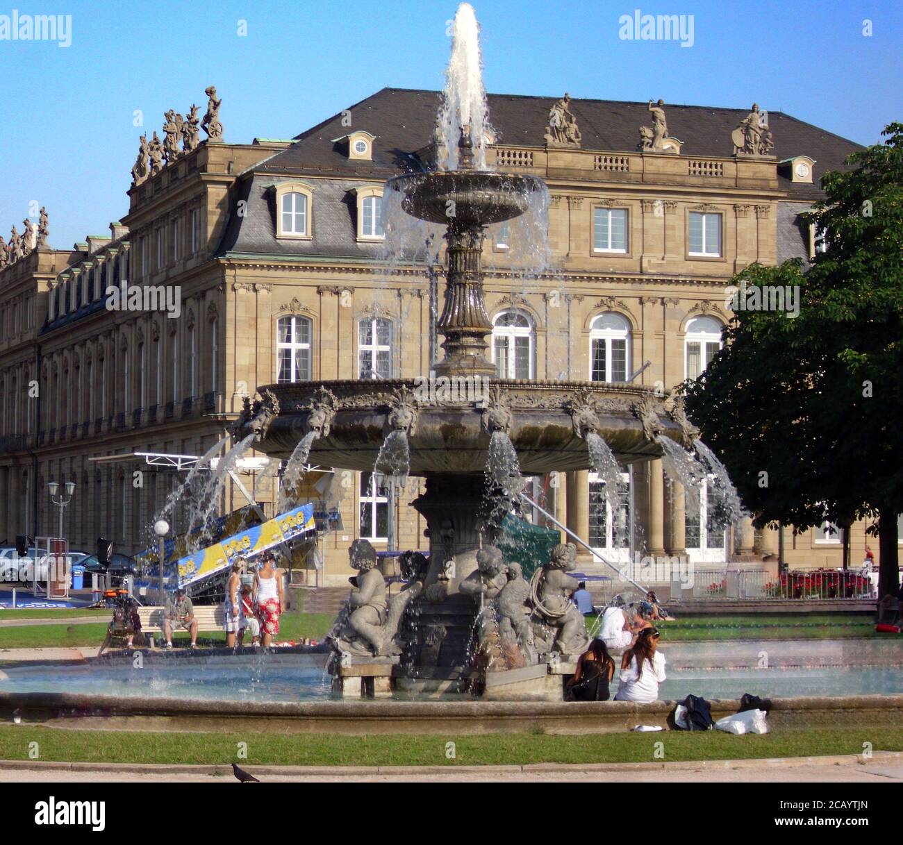 Stuttgart Schlossplatz Fountain Stock Photo - Alamy